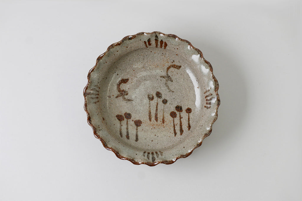 味わいのある唐津の小皿 2客セット｜輪花 菓子皿 古道具を暮らしに tfg000041_1_1024x.jpg?v=1614670239